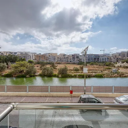 Seaside Comfort In Marsascala, 2br With Balcony By 360 Estates *