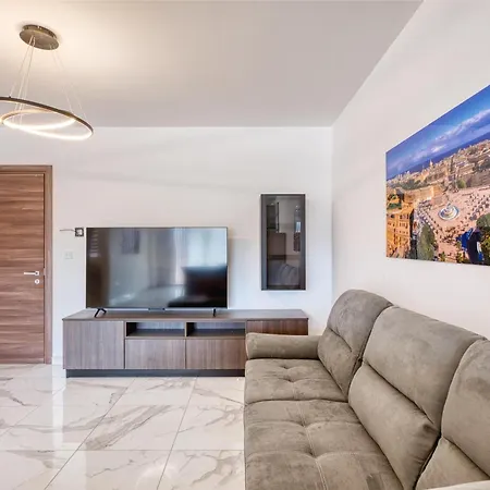 Seaside Comfort In Marsascala, 2br With Balcony By 360 Estates Apartament Tas-Sienja