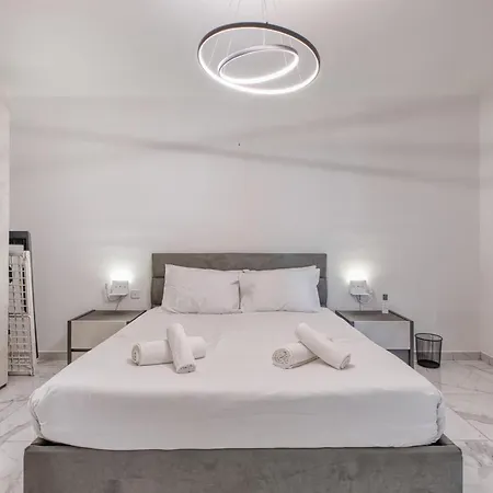 Seaside Comfort In Marsascala, 2br With Balcony By 360 Estates *