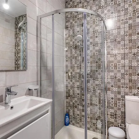 Seaside Comfort In Marsascala, 2br With Balcony By 360 Estates