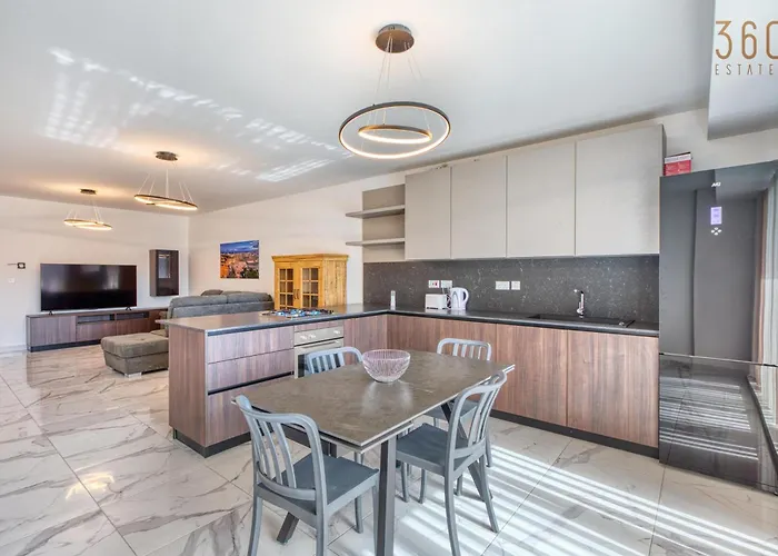 Seaside Comfort In Marsascala, 2br With Balcony By 360 Estates Apartment